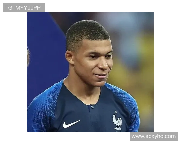 奇特外貌的足球明星盘点他们的独特魅力与风格